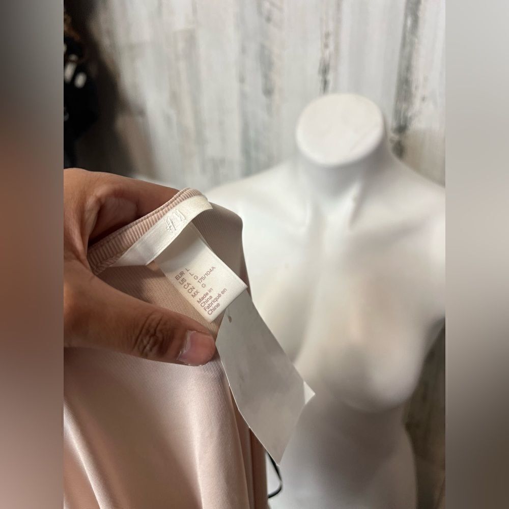 Nude blouse  - Picture 2 of 5